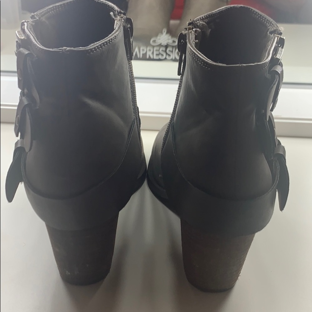 Booties! - Picture 4 of 4